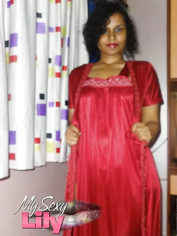 Horny Indian Young College Girls Nude Sexy Boobs