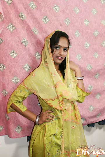 Nude Indian Girl Divya Mastani Laila