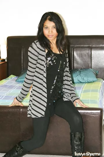 Indian Girl Kavya Naked After Party At Home