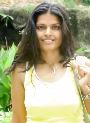 Sexy Indian Housewife Wearing Sexy Sari