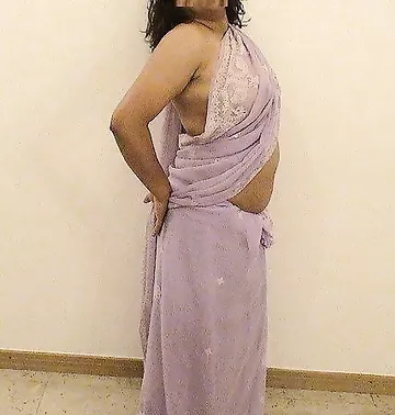 Horny Indian Bhabhi Rukhsana White Transparent Saree