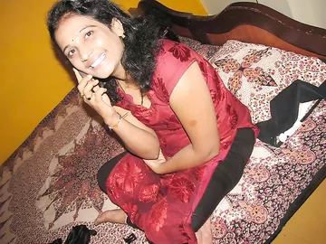 Sexy Indian Girl Nigaat Seducing Boyfriend