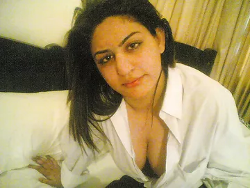 Indian Girl Hot Shower Masturbating