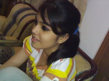 Hot sexy Indian college girl