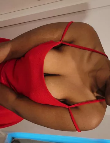 Horny Married Indian Woman Needing Attention Right Now