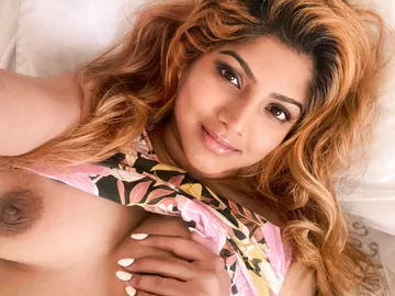 Indian Gf Pouting Missing Your Cock Pounding Her Holes