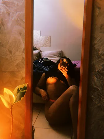 Lounging Naked and Spreading Wide for Your Filthy Gaze