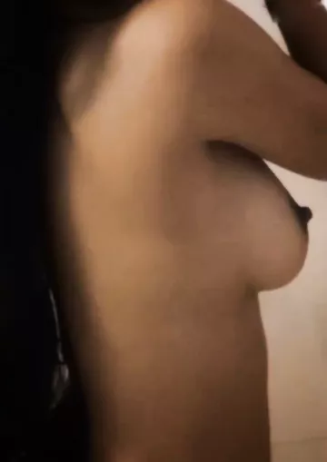 Braless Indian Amateur Wife Showing Tits Guess My Size