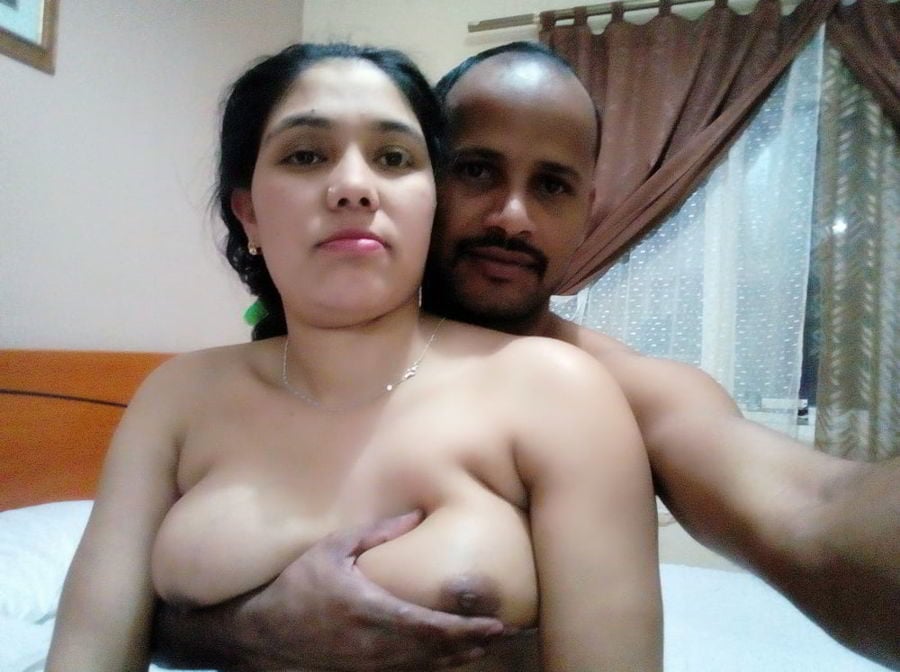 Indian couple sex trip photos leaked online