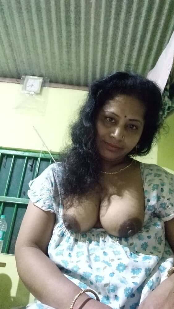 Bengali Bhabhi nude pics gallery