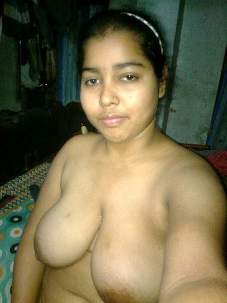 Busty Indian wife pussy show photos