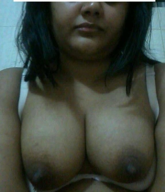 Lovely natural big boobs exposed by horny college girls