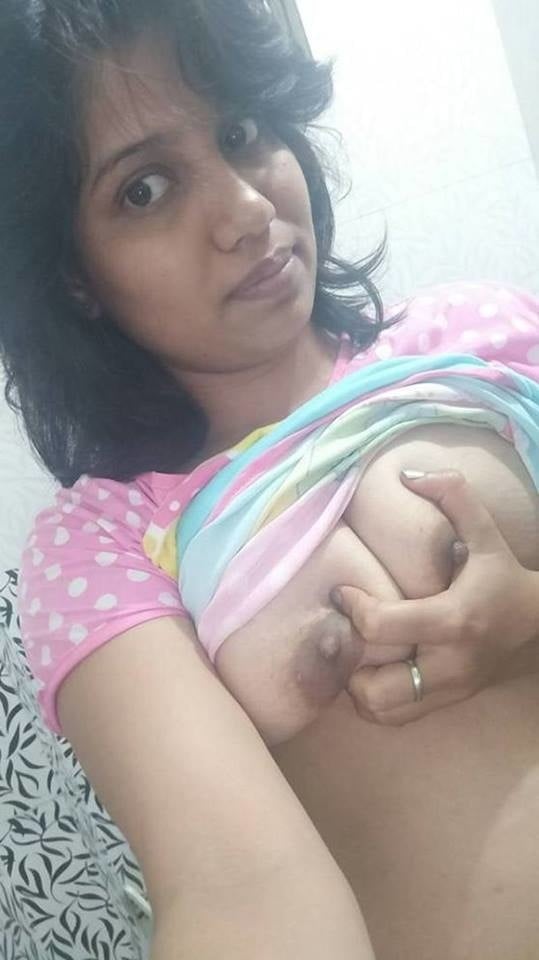 Desi nude tits pics