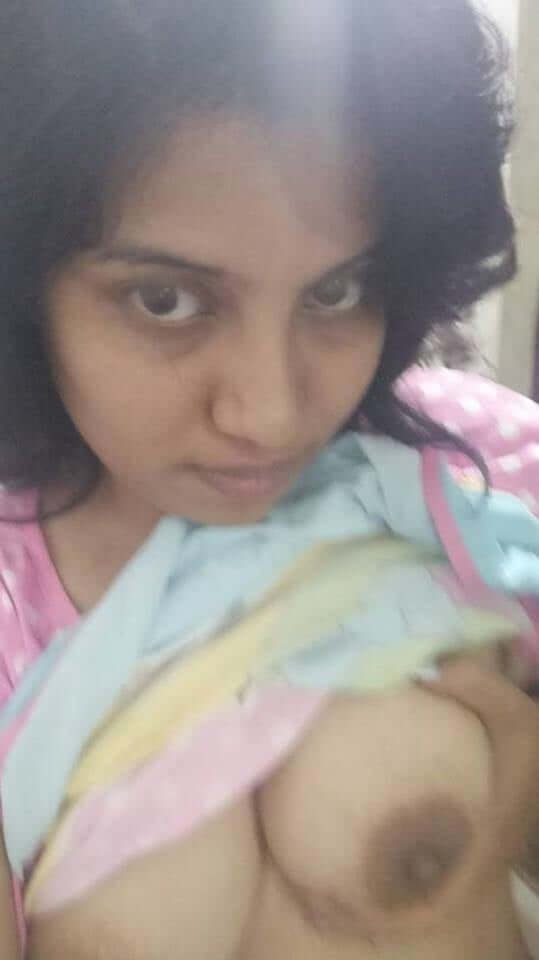 Desi nude tits pics