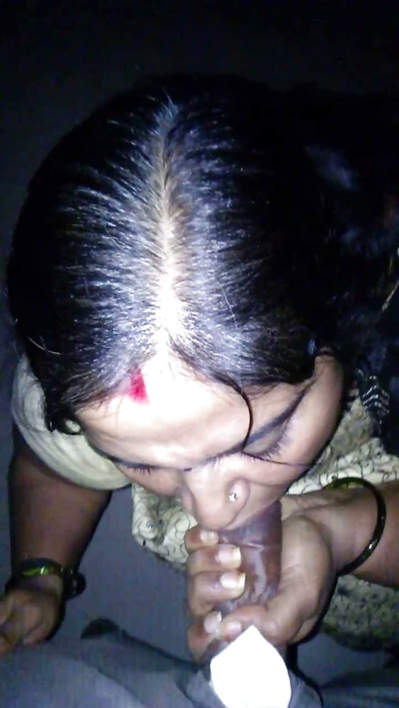 Desi wife blowjob photos have been leaked online