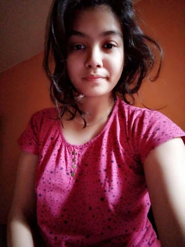 Desi Babe nude pics leaked by her boyfriend