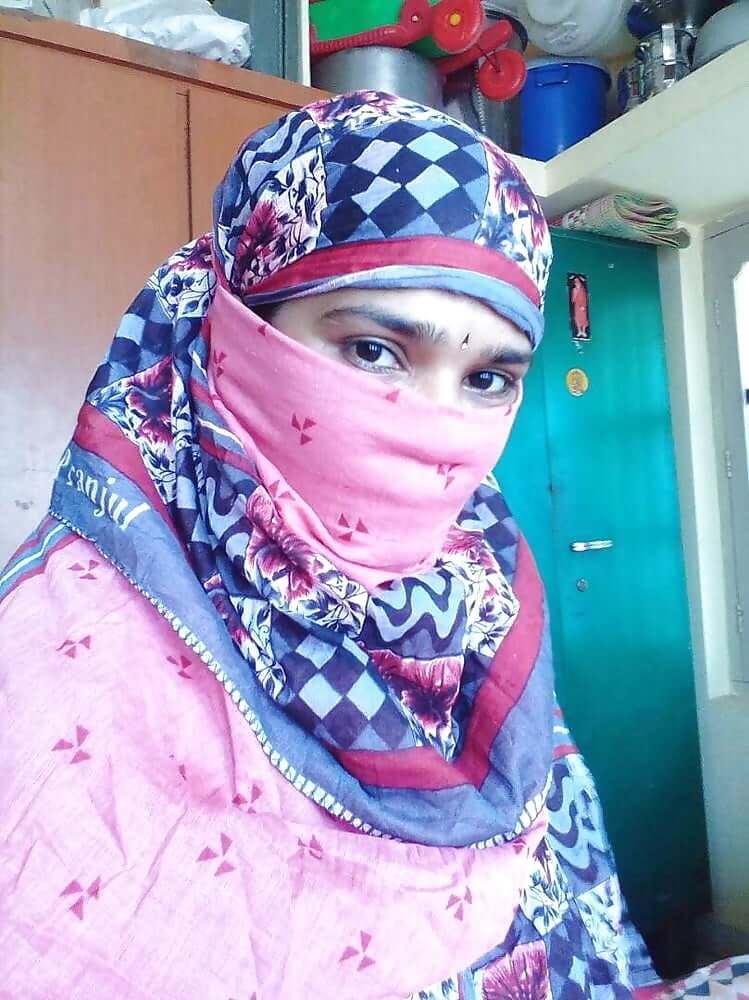 Desi boob pics for teen boobs lovers