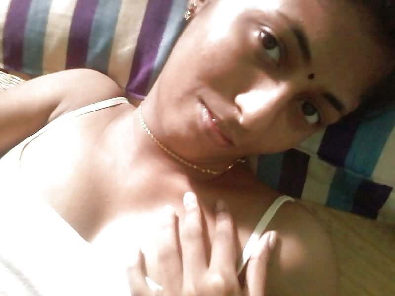 Indian boobs pics have gone viral over the internet