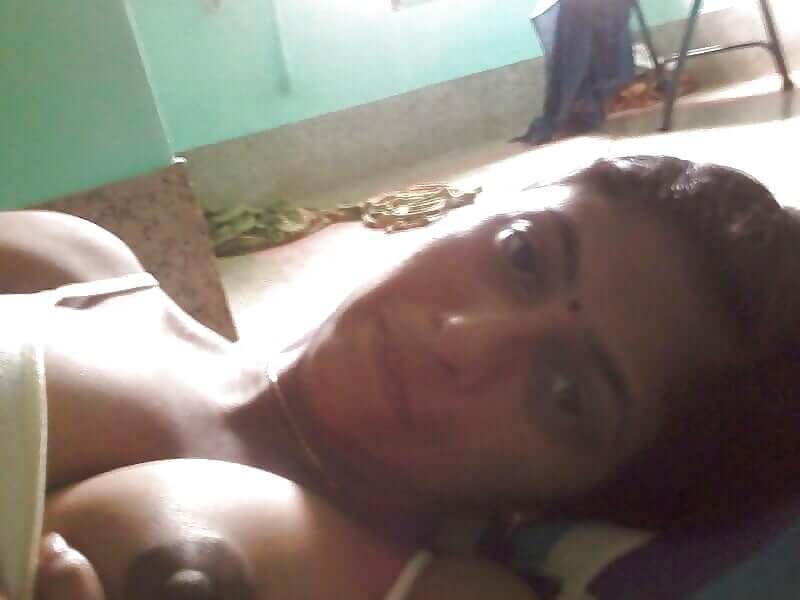 Indian boobs pics have gone viral over the internet