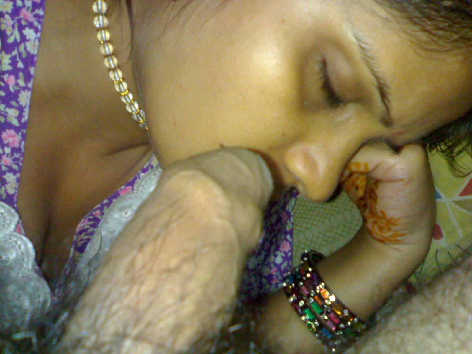 Desi aunty blowjob porn pictures leaked online by lovers