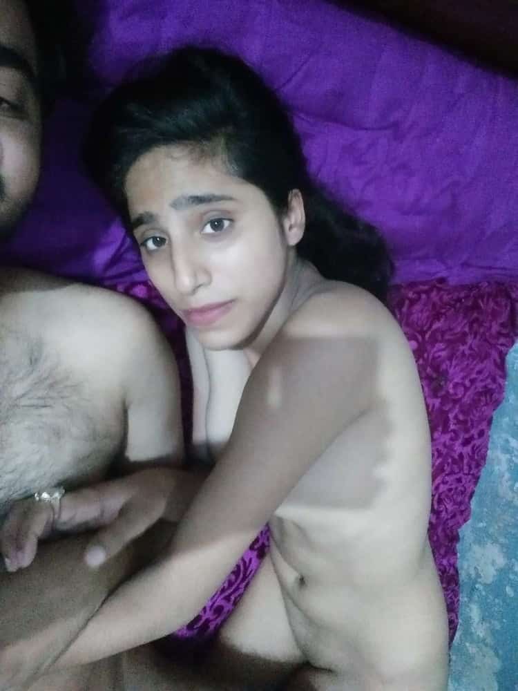 Muslim lovers sex pics taken in selfie cam mode