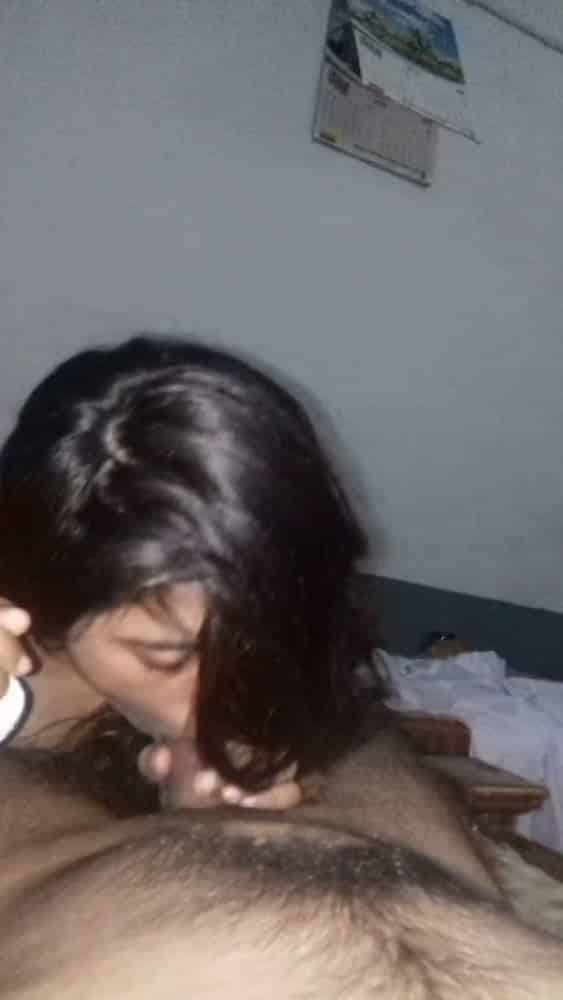 Muslim lovers sex pics taken in selfie cam mode