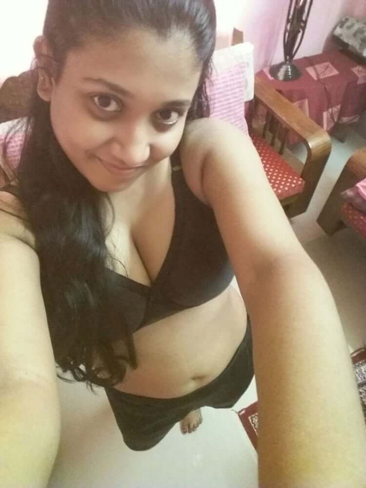 Indian nude show pics of a gorgeous college girl