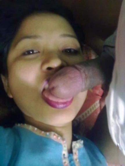 Sexy bhabhi satisfies her horny husband with a nice blowjob