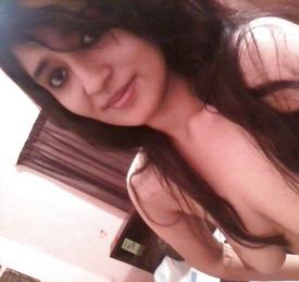 Beautiful college girl seduces her boyfriend with her sexy assets