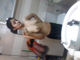 Beautiful college girl seduces her boyfriend with her sexy assets