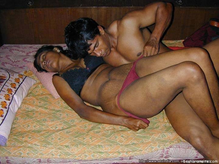 Busty action of desi housewife