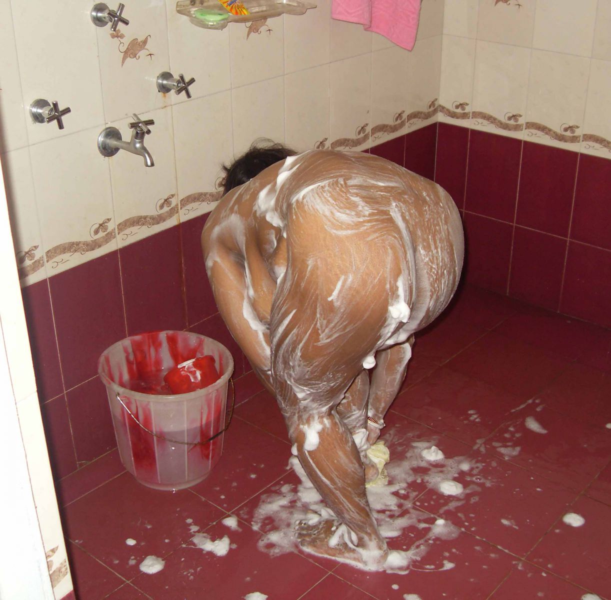 Horny and Sensual College Girls In the Bathroom College Sex Gallery