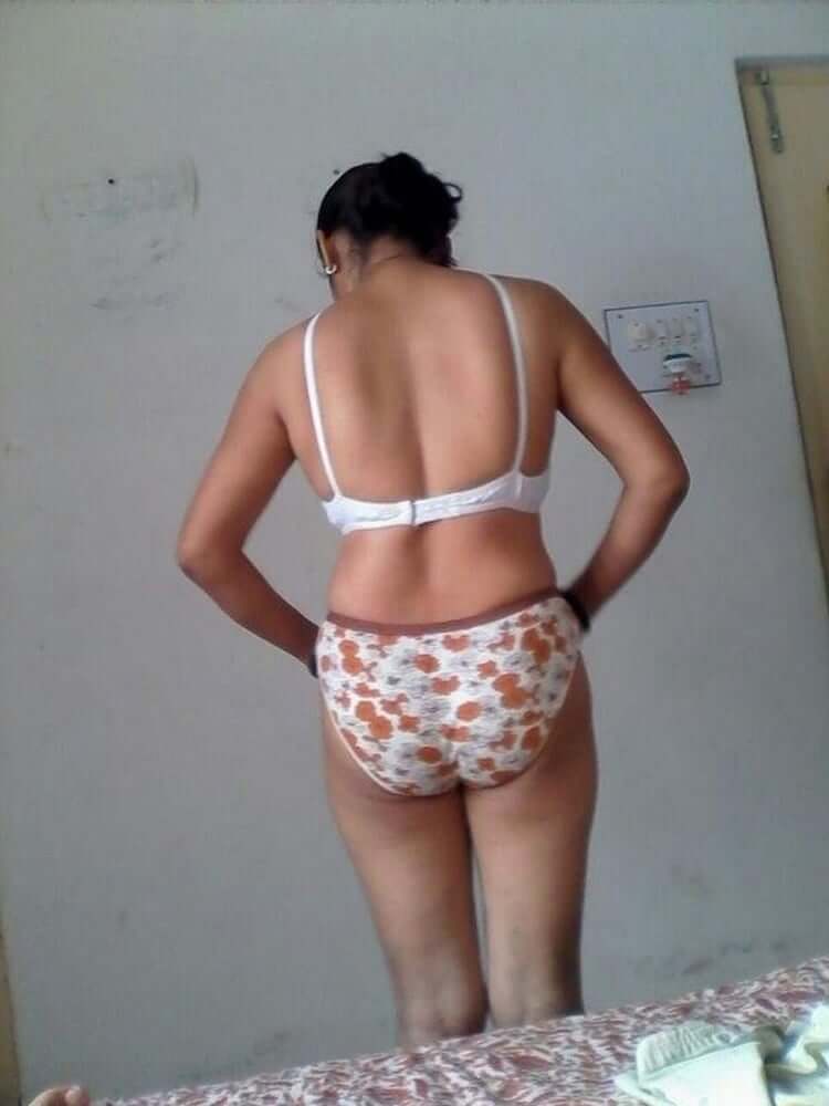 Indian couple honeymoon pics