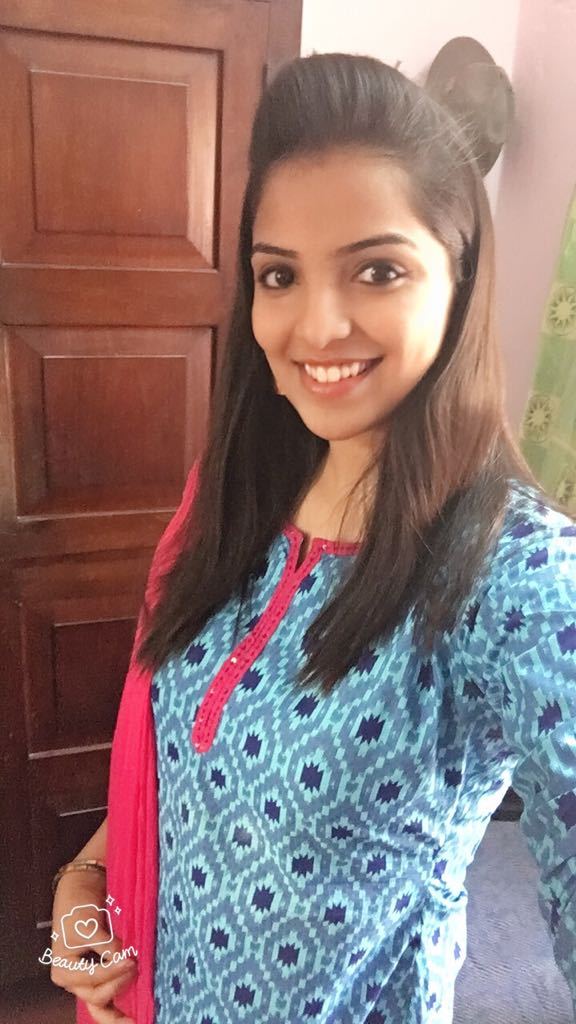 Indian sex pictures of a beautiful college girl having sex with her boyfriend