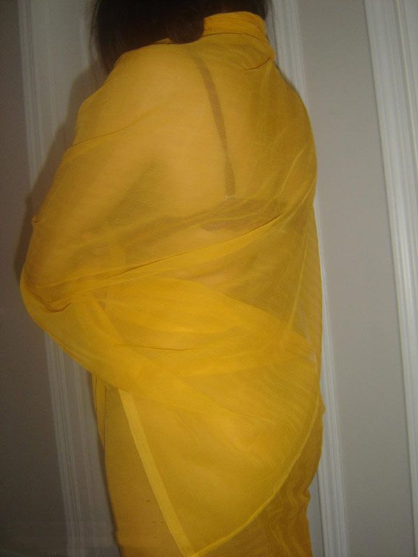 Free sex pics of a mature house wife stripping and teasing her husband