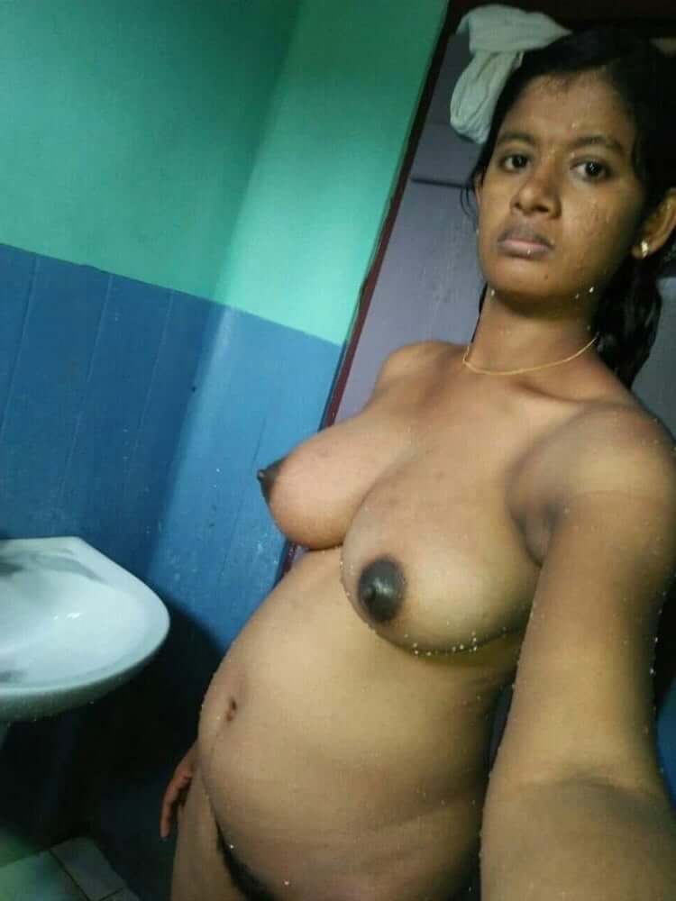Tamil wife nude photos circulating over Indian porn sites