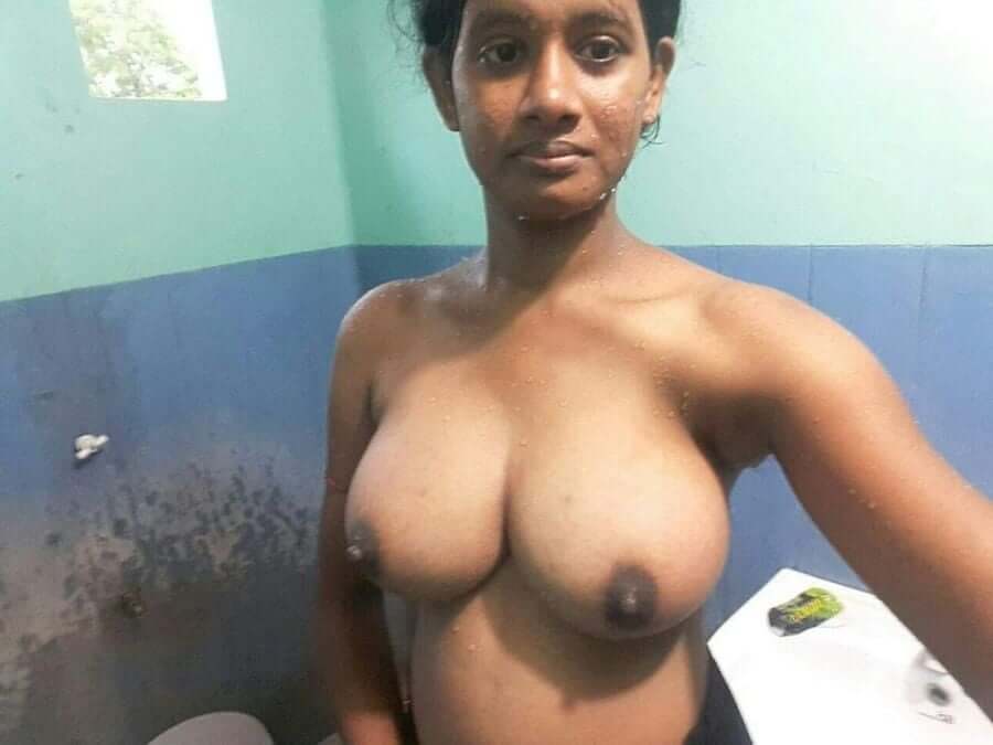 Tamil wife nude photos circulating over Indian porn sites