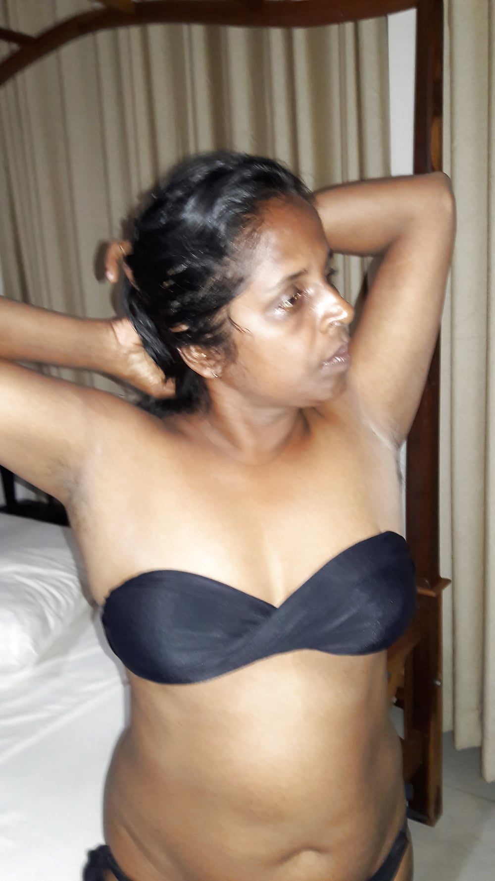 Tamil wife nude pictures online