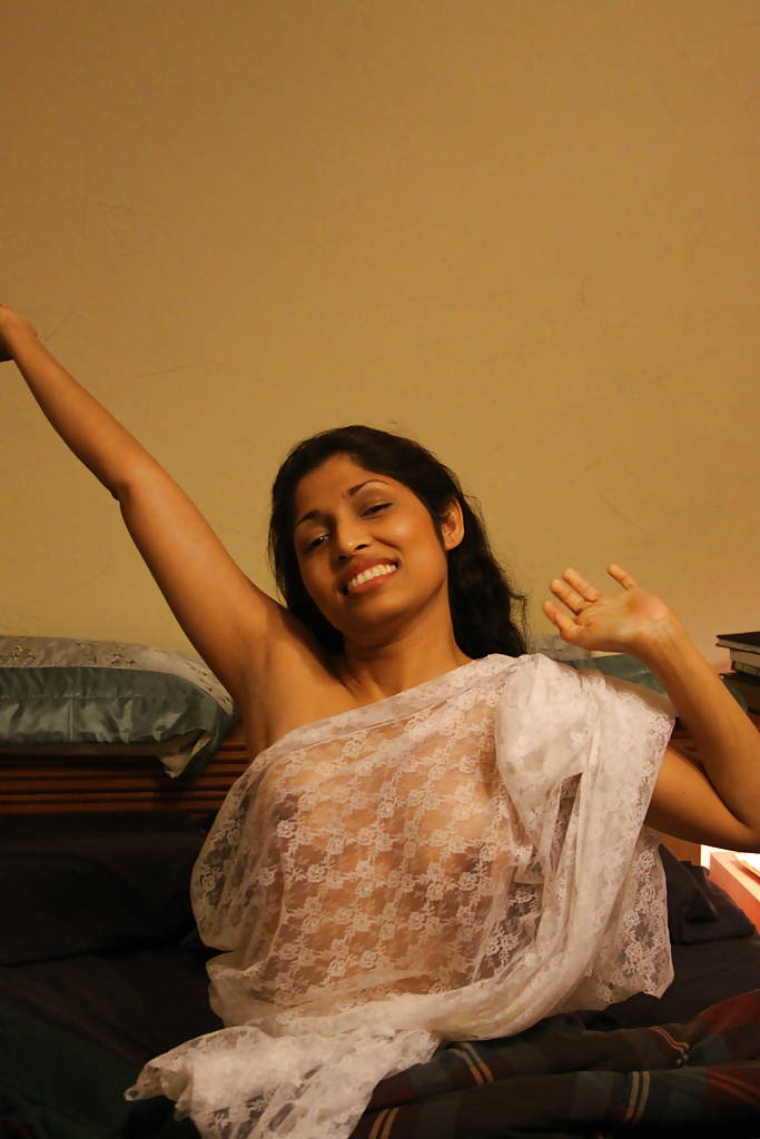 Hot Indian wife nude photos