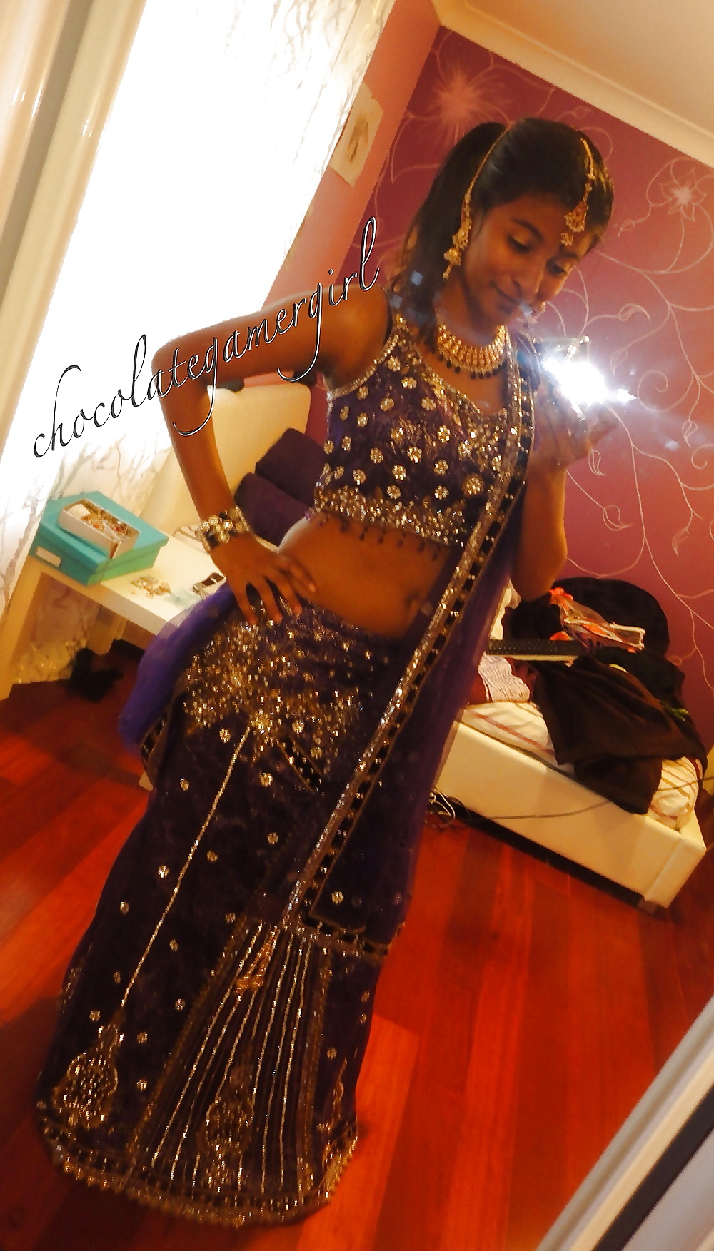 Sexy NRI nextdoor girl poses nude