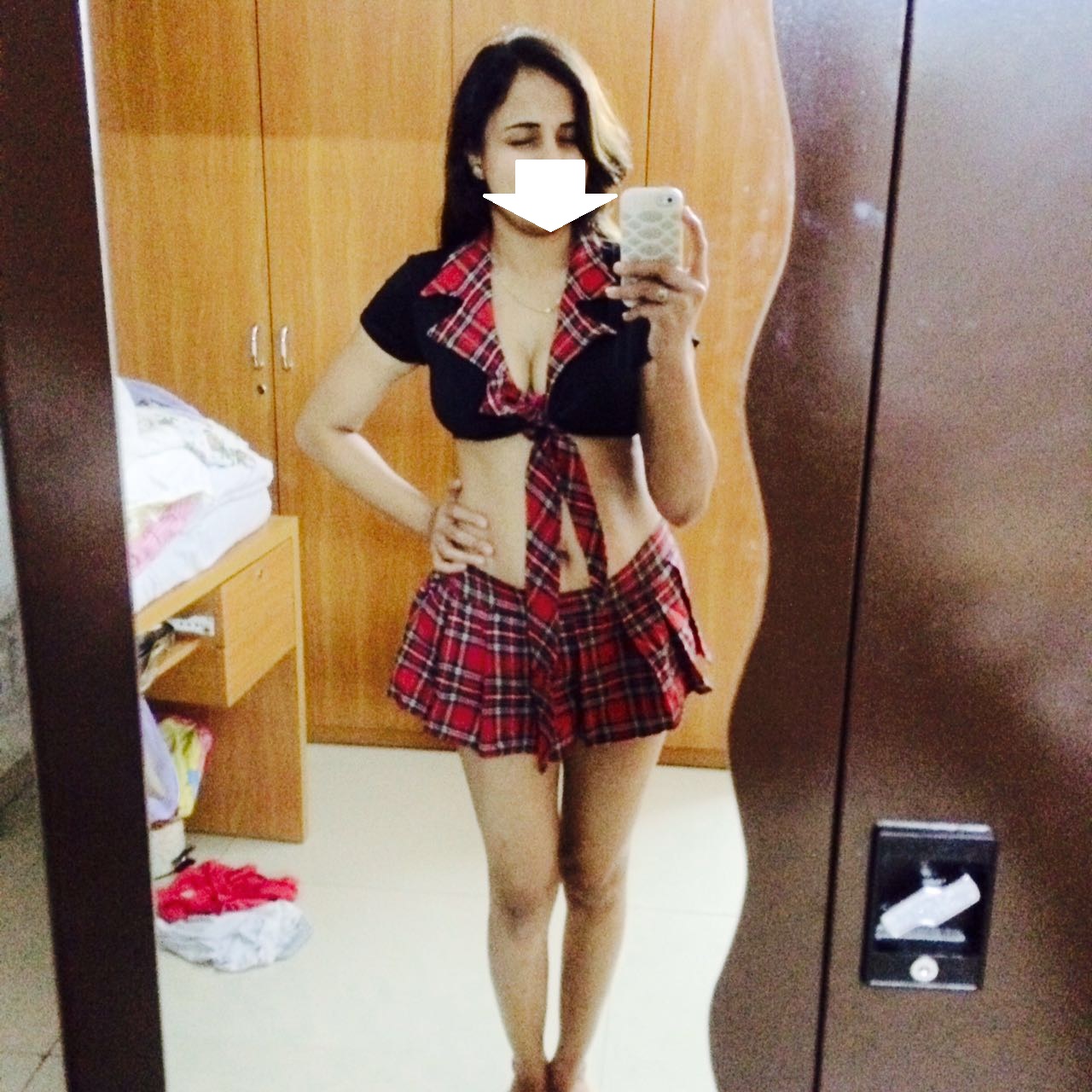 Sexy Hot wife seducing her husband with her naughty selfies