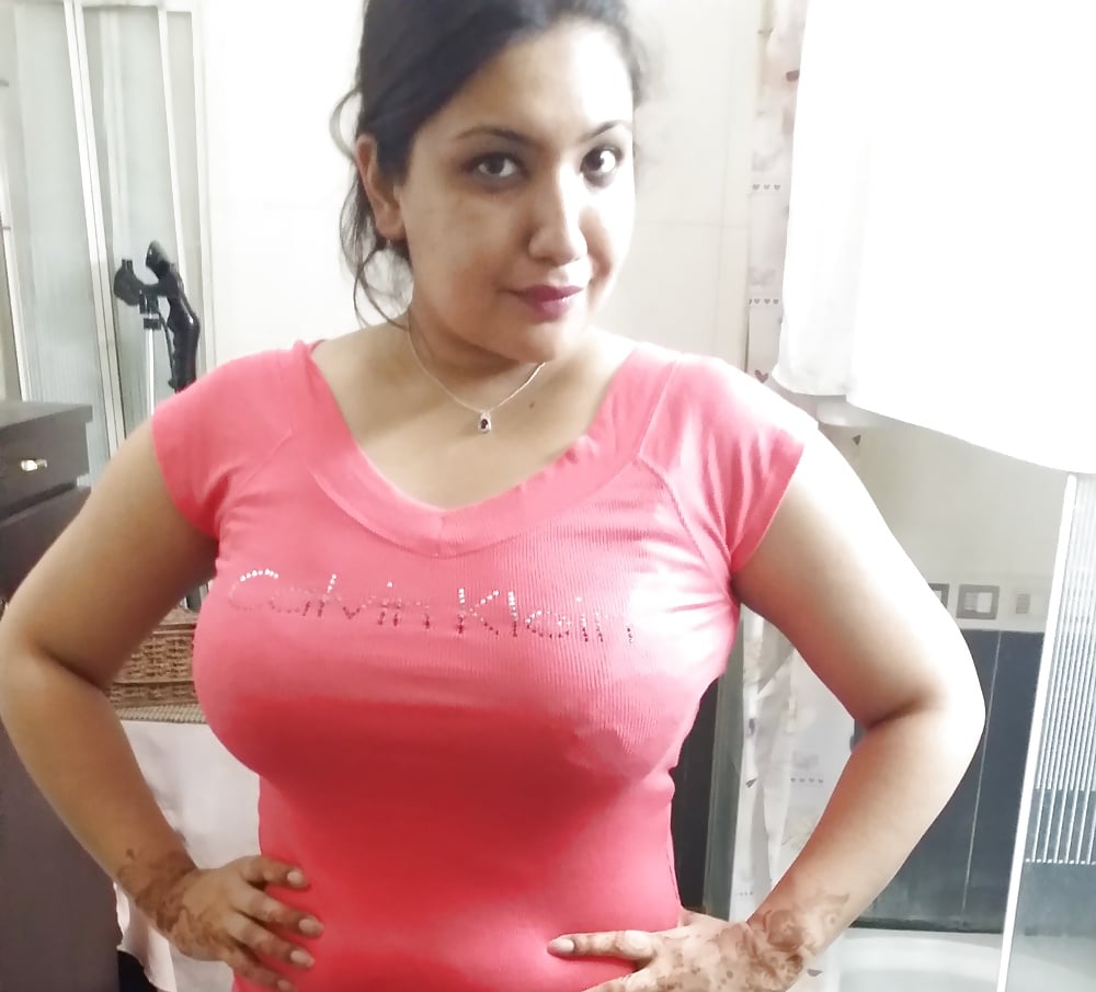Sexy Indian Aunty Nude XXX Photos leaked online