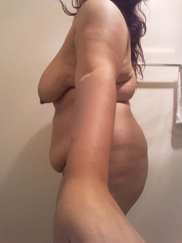 Indian Mom nude pics too can arouse one's sex mood