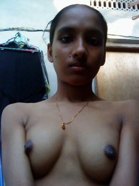 Hot Indian girl nude photos goes viral throughout the internet