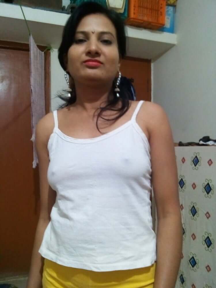 Nude Indian girl pics collection