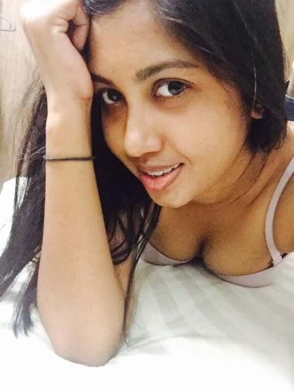 Hot Indian selfie pics to make your dick harder