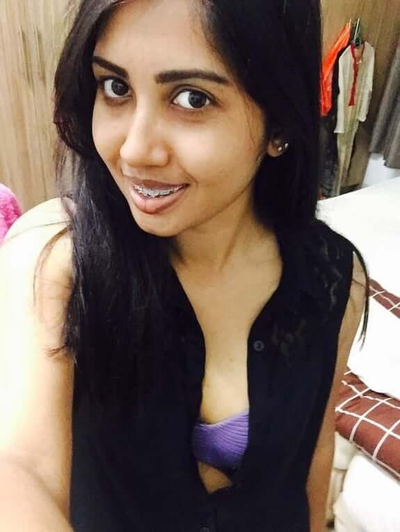 Hot Indian selfie pics to make your dick harder