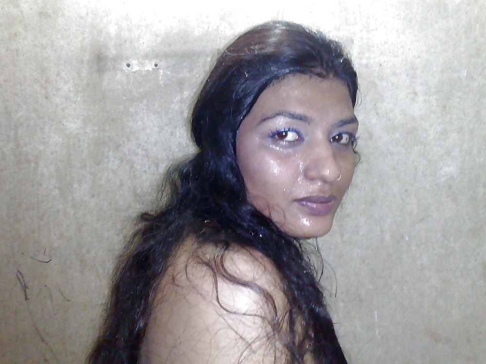 Desi amateur girl nude pics
