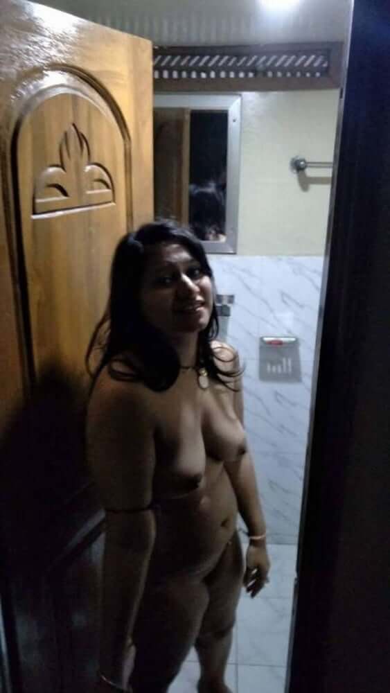 Sexy Indian girl images to rock your masturbation session