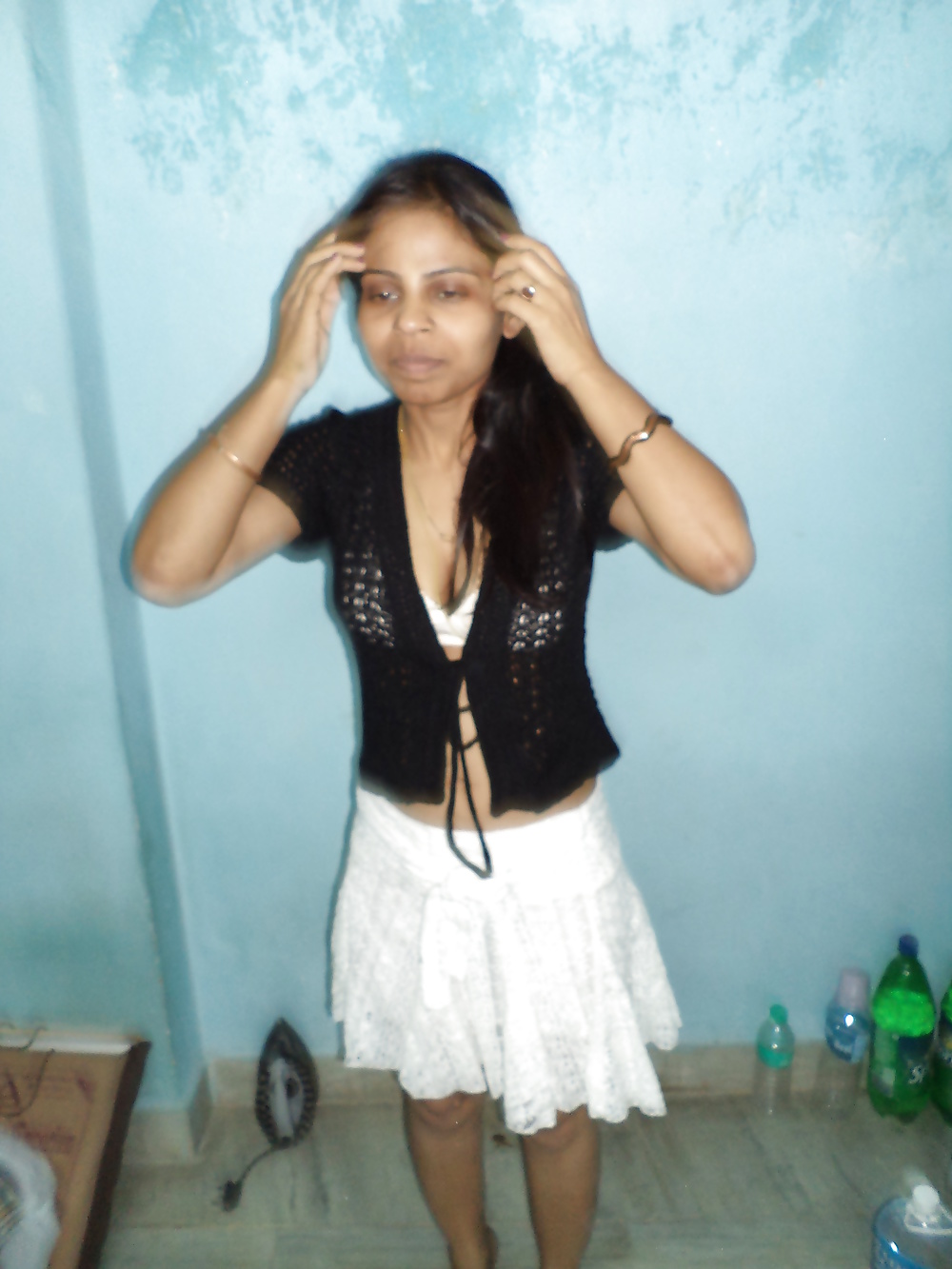 Desi skinny babe nude pics exposed